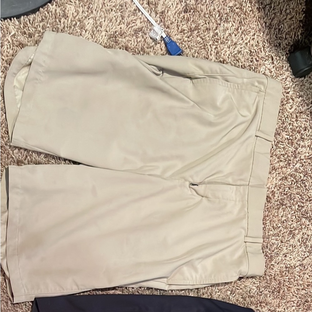 Men’s casual and golf cargo pants